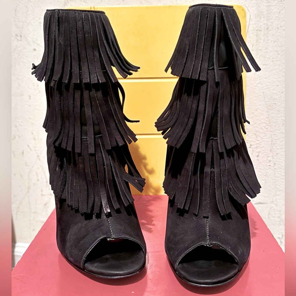 ALDO black booties size 6